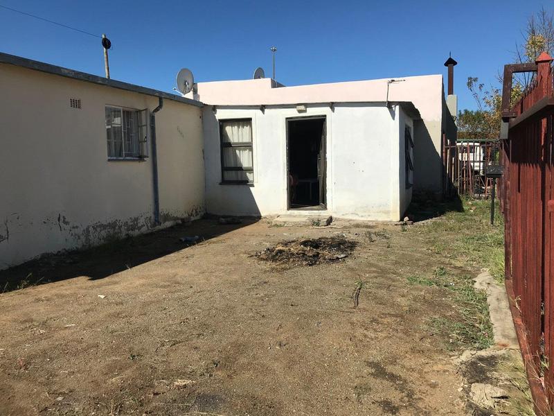 3 Bedroom Property for Sale in Bochabella Free State